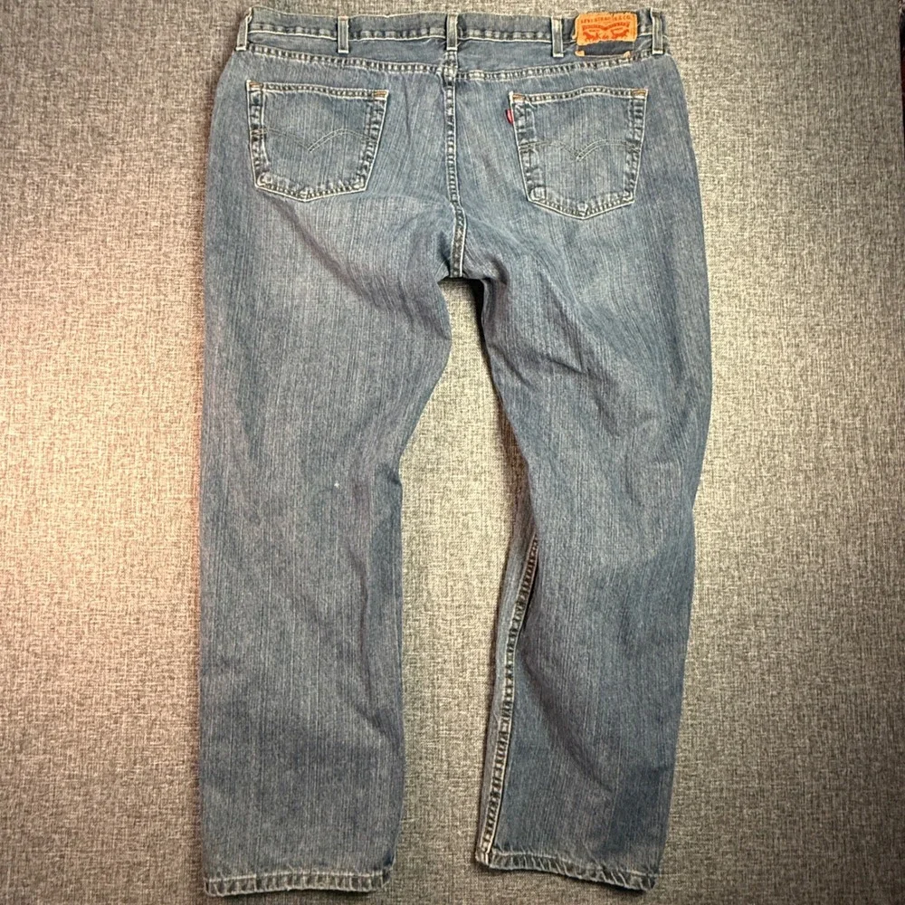 Mens Levi's 559 Relaxed Straight Jeans 44x32 (fits 45x32) Blue Medium Wash Denim